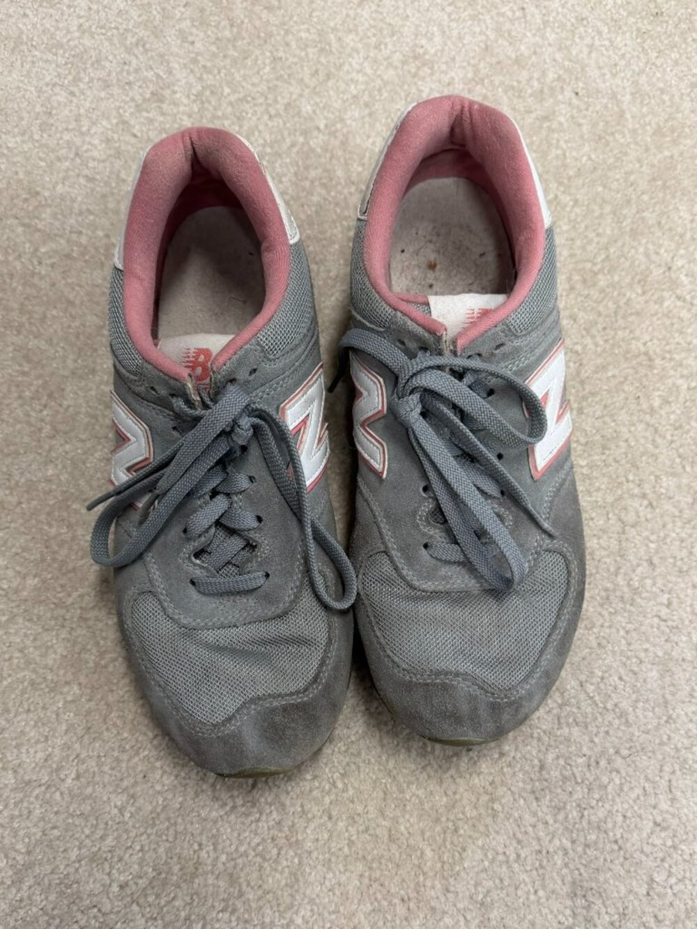 VGUC New Balance 574 Gray Pink Suede Sneakers Women's US 9